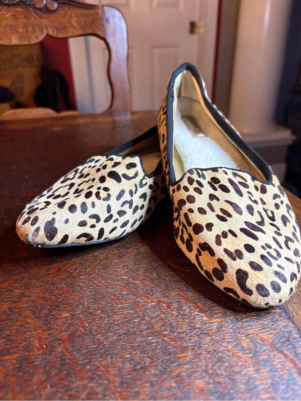 Birdies The Wren Leopard Print Calf Hair Flats | Sherpa Lined Loafers | Size 7